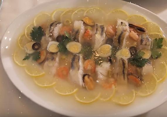 Почти царское заливное из головы и хвоста семги Заливное с красной рыбы